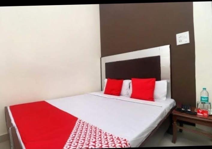 Hotel Blessing Inn By Grb Jalandhar Exterior foto