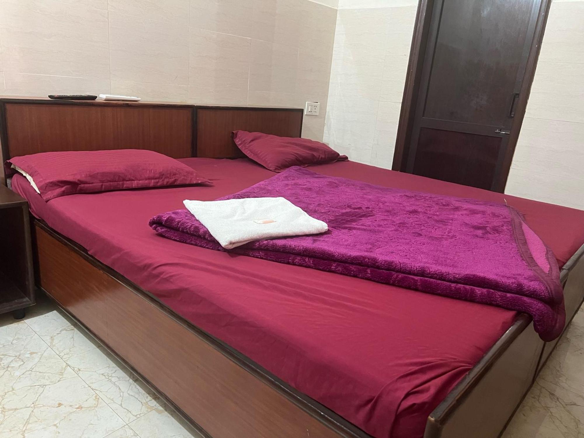 Hotel Blessing Inn By Grb Jalandhar Exterior foto