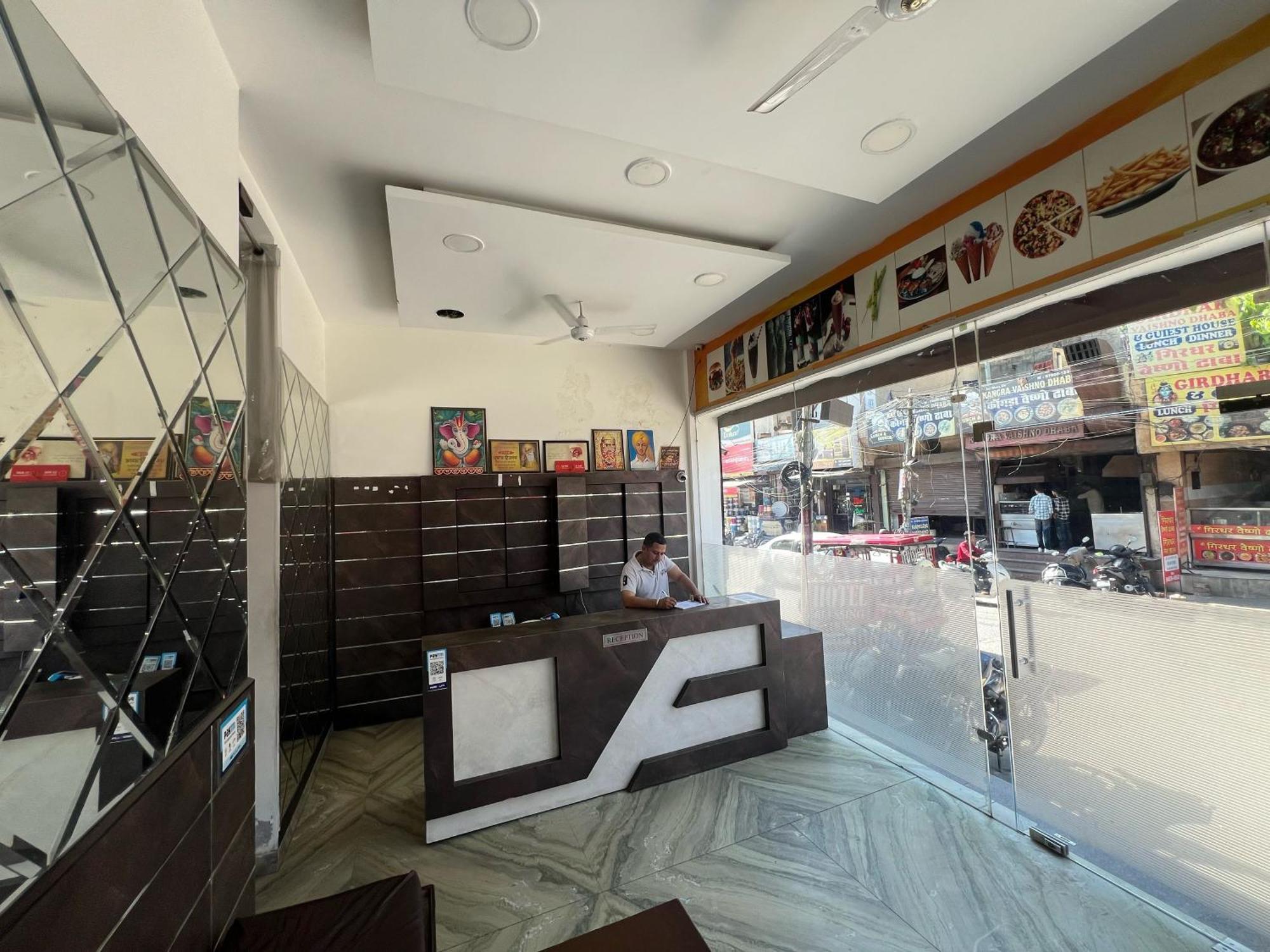 Hotel Blessing Inn By Grb Jalandhar Exterior foto